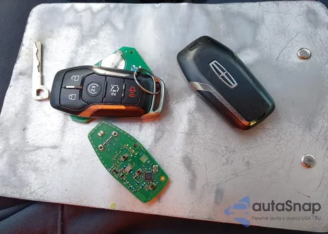 2016 Lincoln Mkc Select из США, поврежденный, VIN 5LMCJ2C91GUJ00524